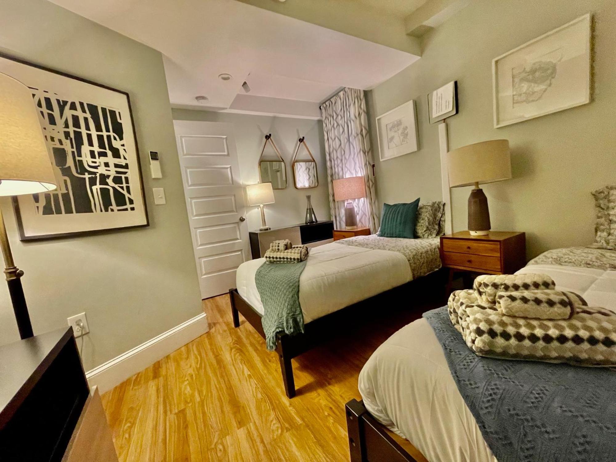 Beautiful 3Br 3Ba Duplex Parking Best Location בוסטון מראה חיצוני תמונה